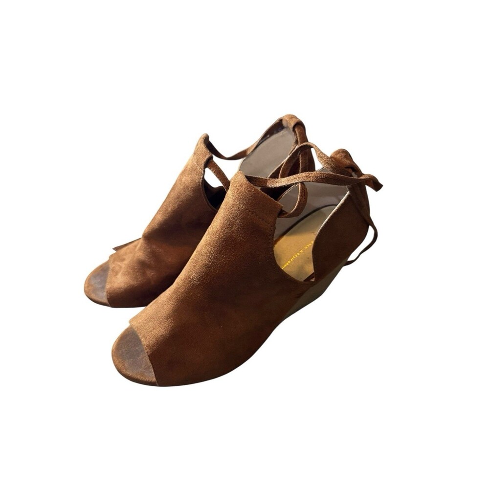 Born in‎ California Womens 10 Brown Faux Suede Leg Wrap Peep Toe Heels